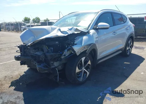 2017 Hyundai Tucson Sport z USA, uszkodzony, nr VIN KM8J33A25HU291866